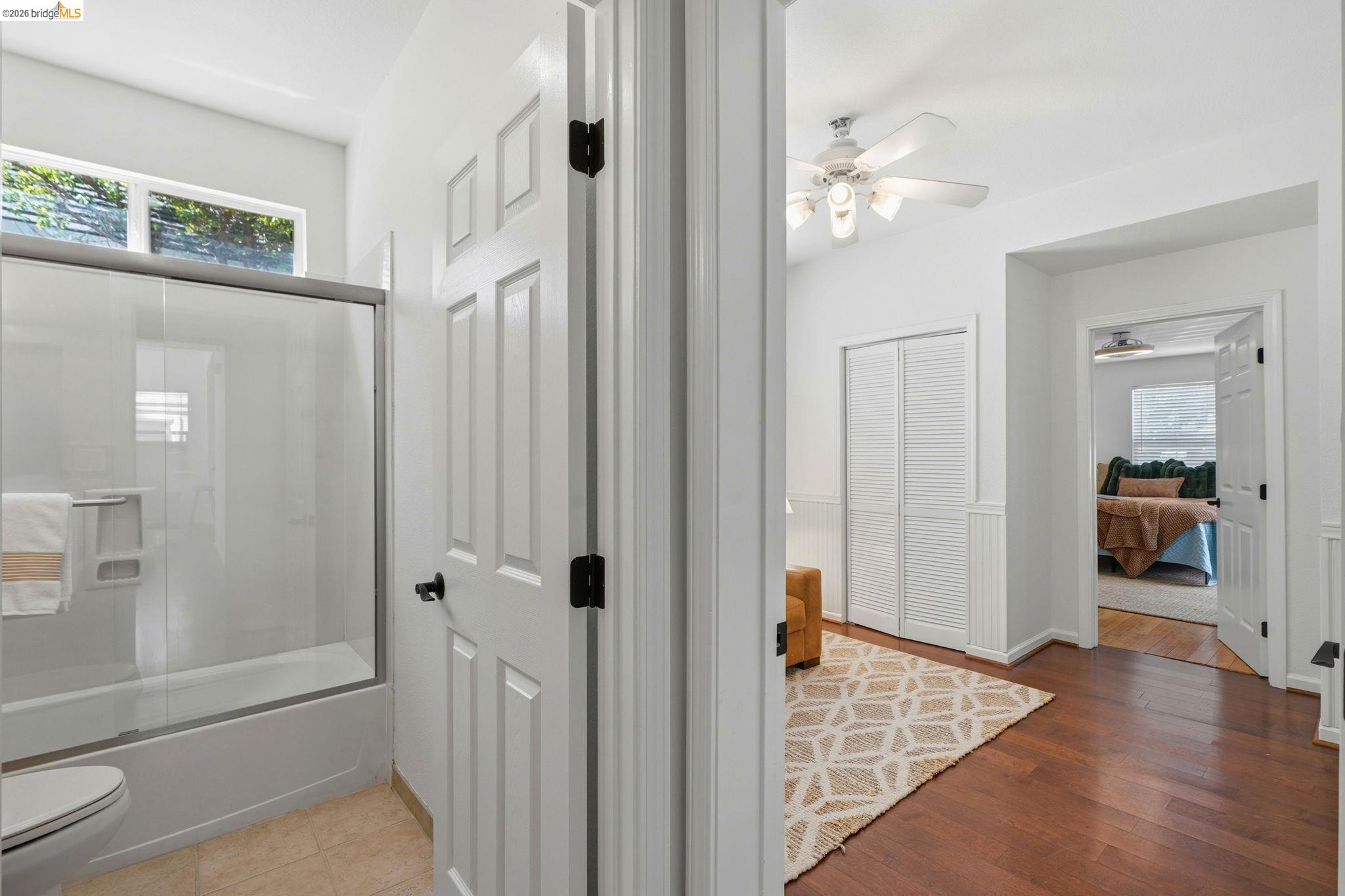 308 Foothill Dr