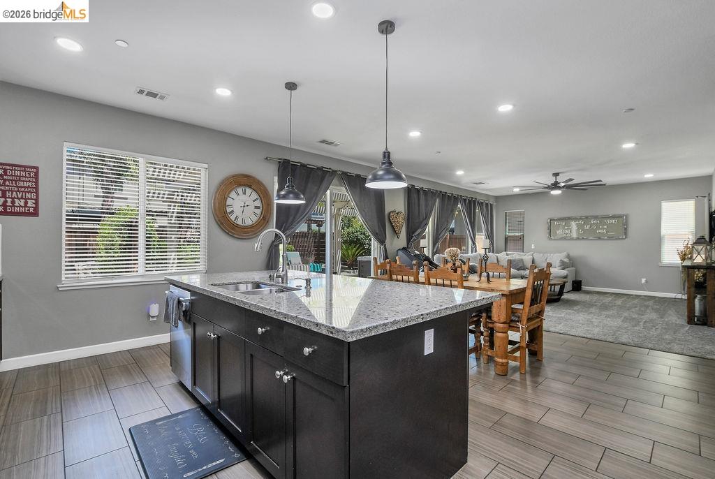 1388 Springdale Ct