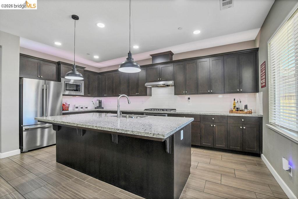 1388 Springdale Ct