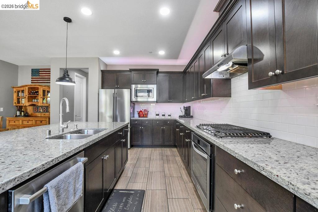 1388 Springdale Ct