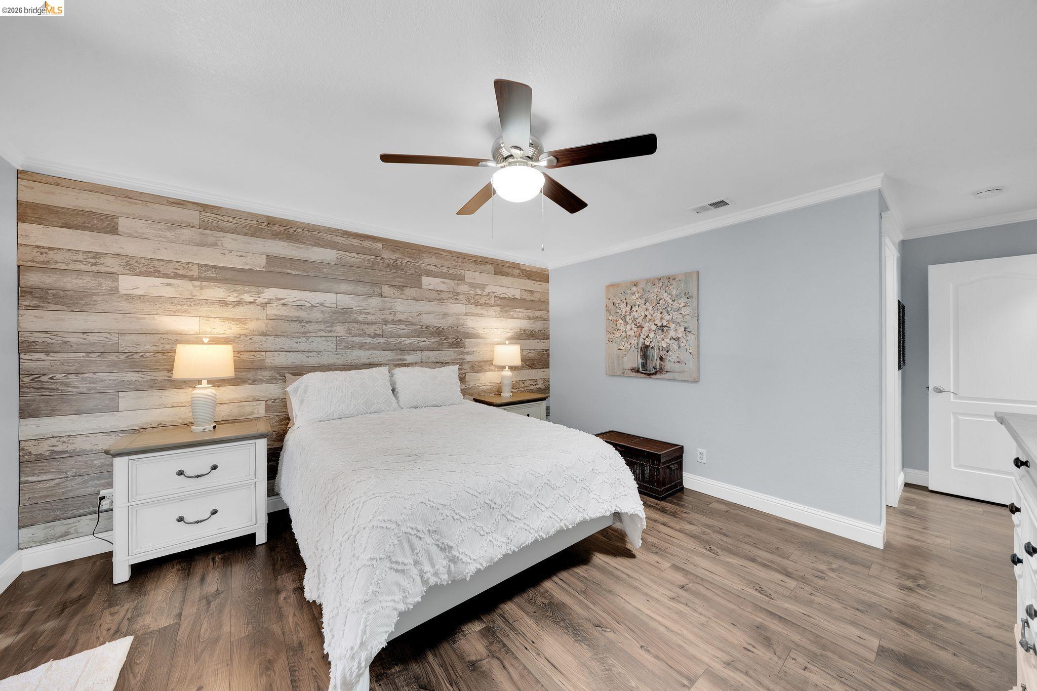 907 Dorchester Cir