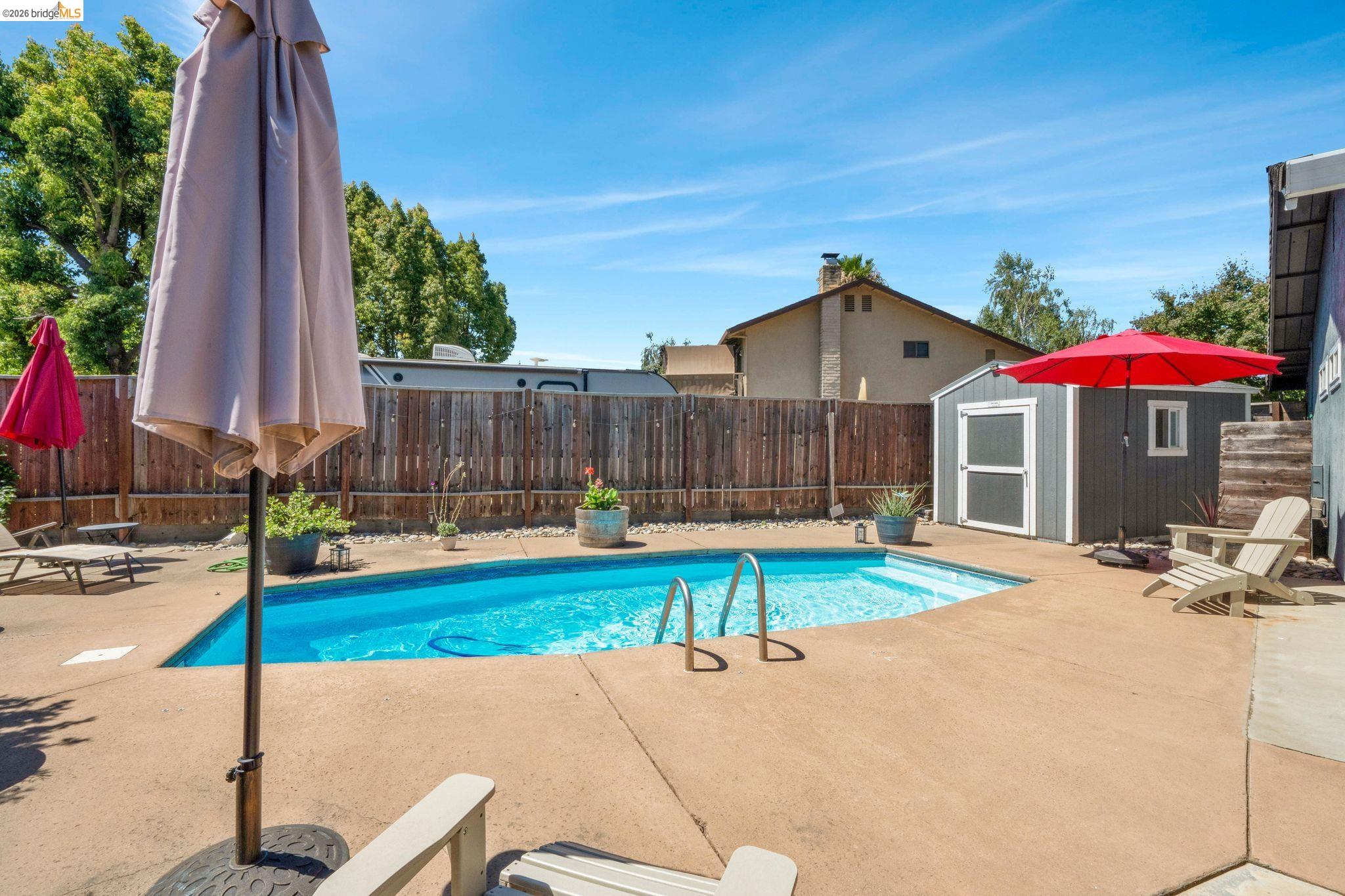 907 Dorchester Cir