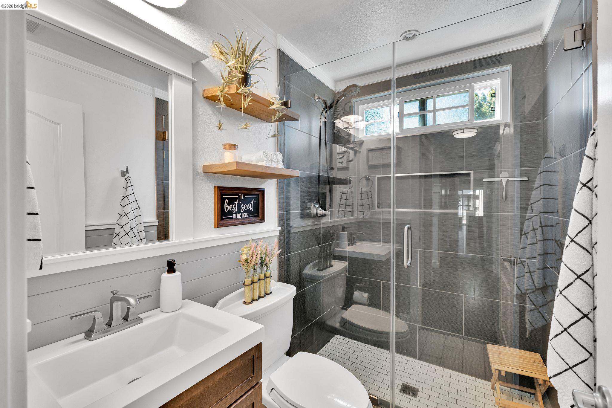 907 Dorchester Cir