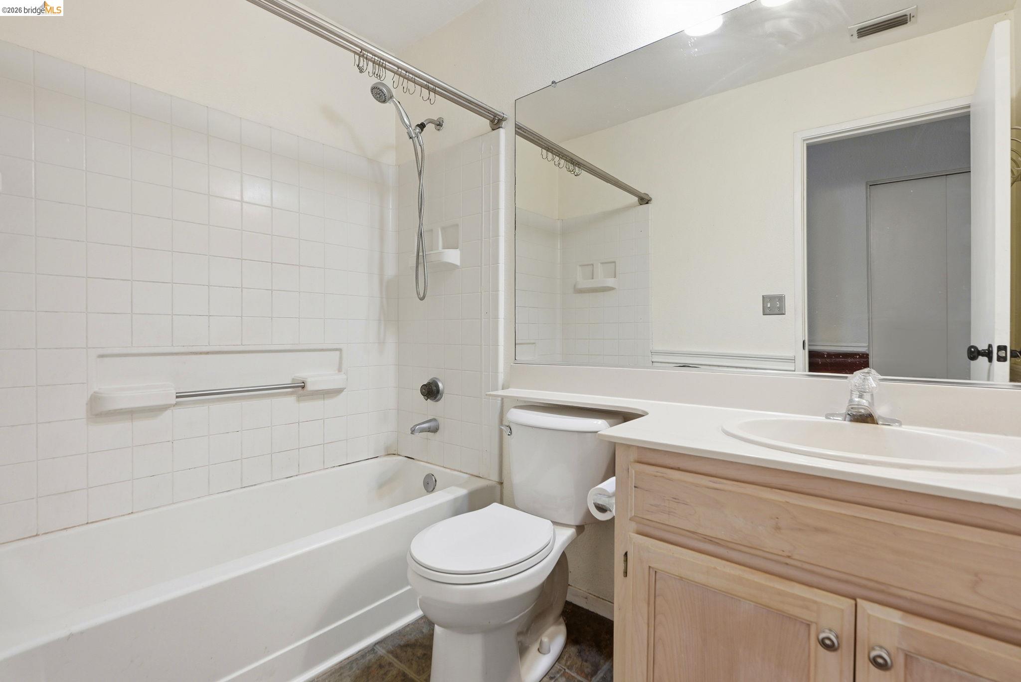 243 Florence Ct