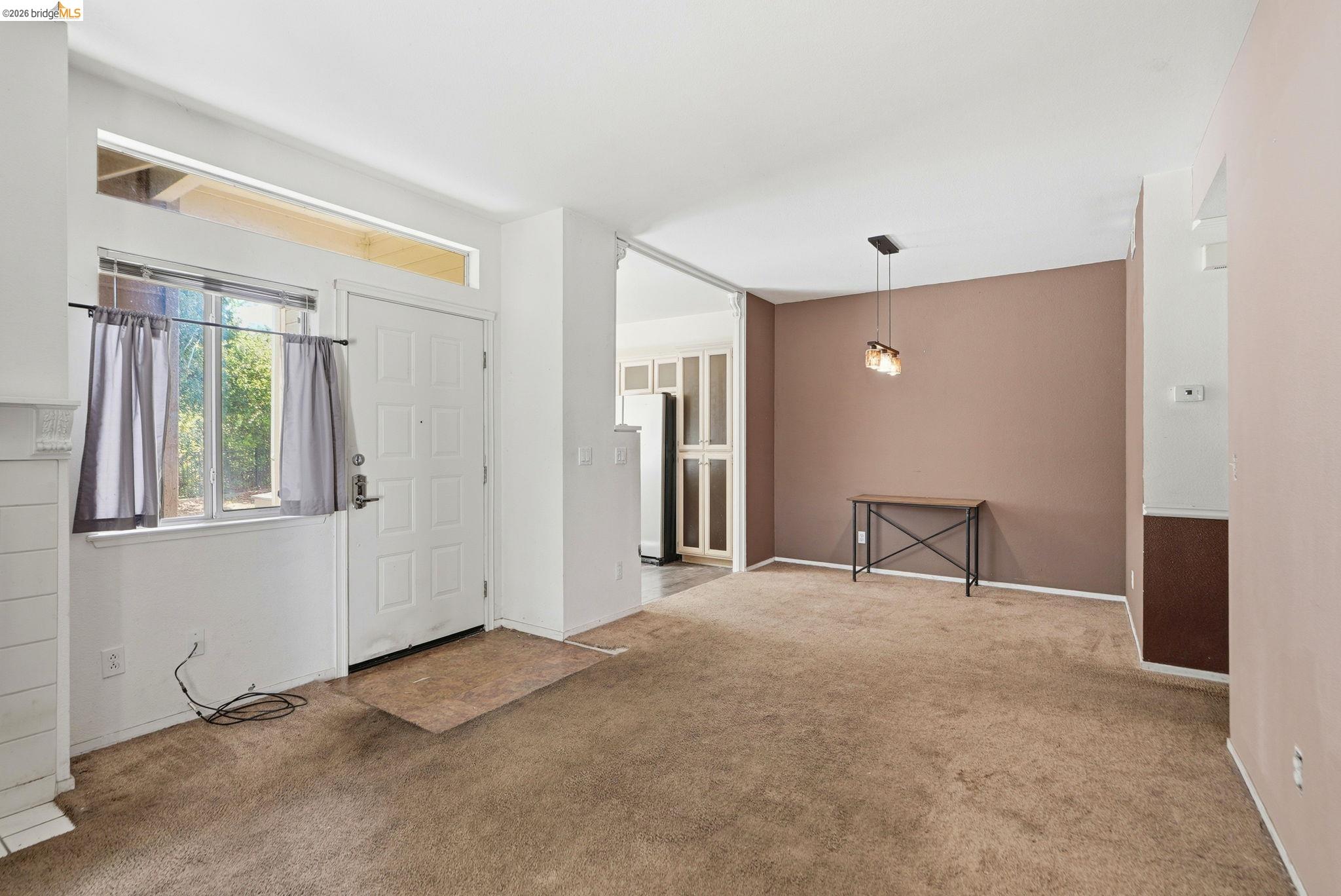 243 Florence Ct