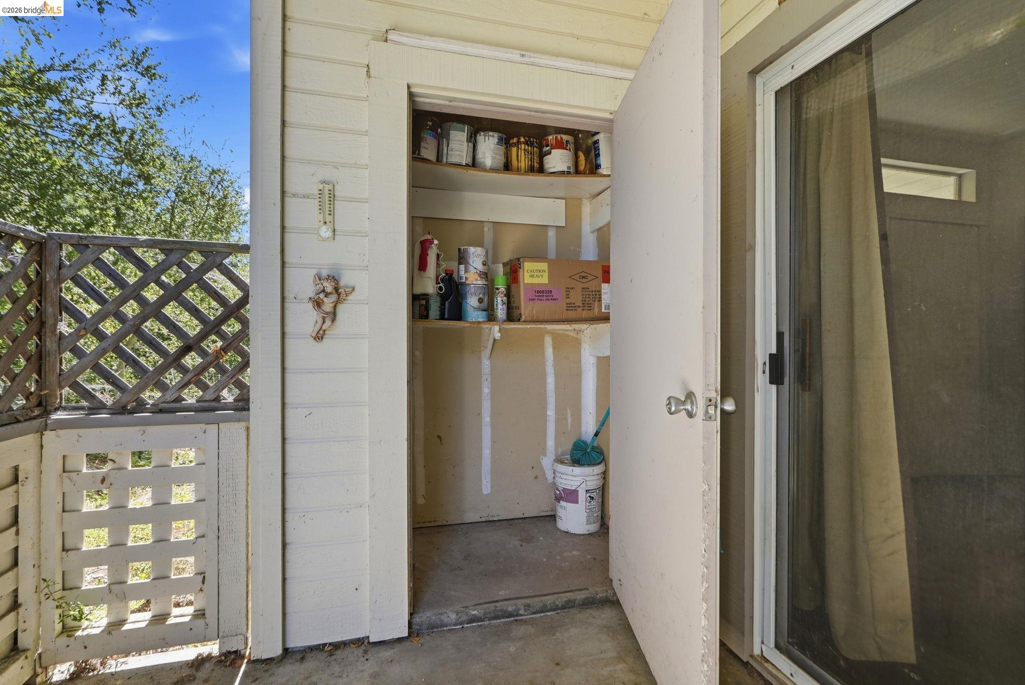 243 Florence Ct
