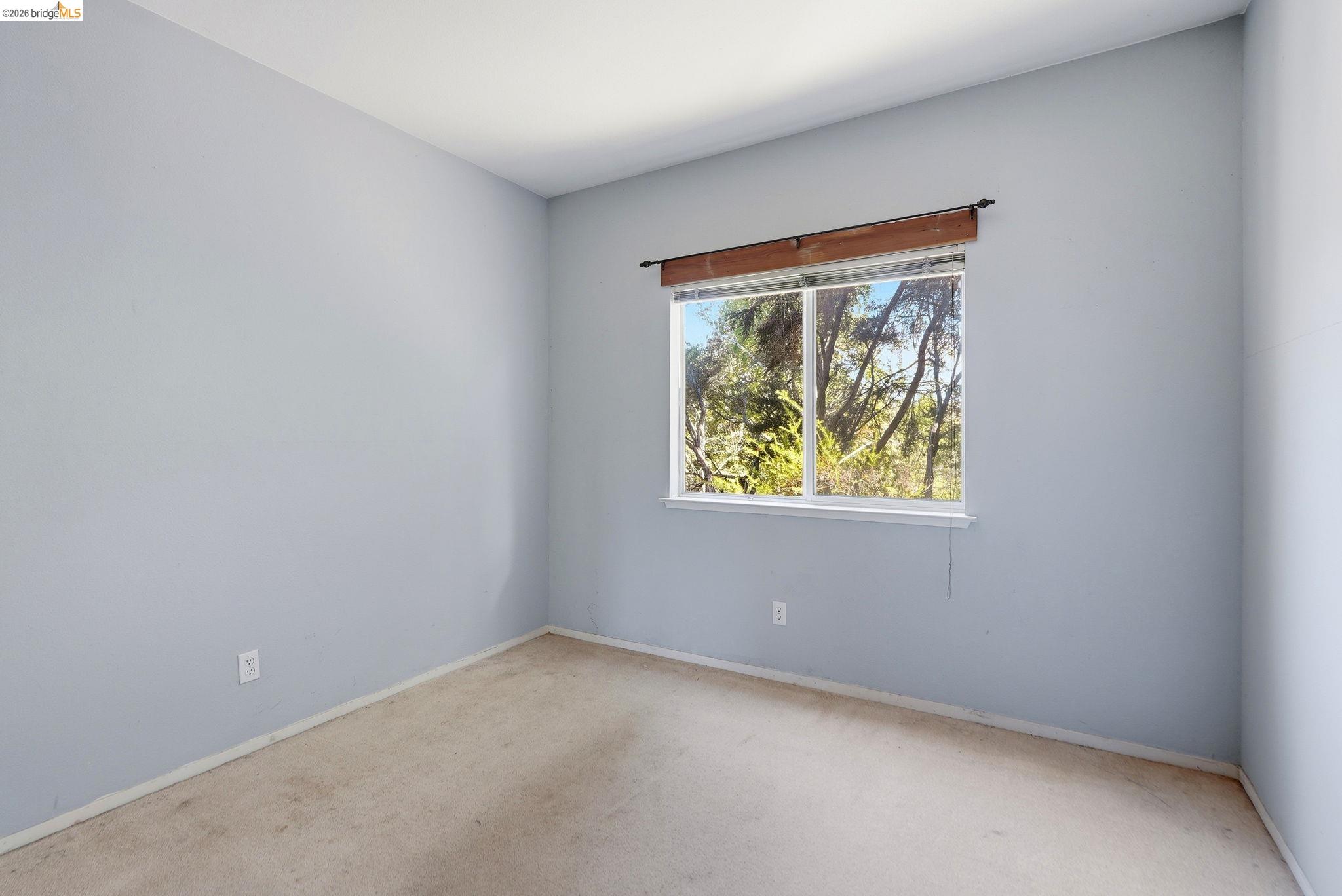 243 Florence Ct