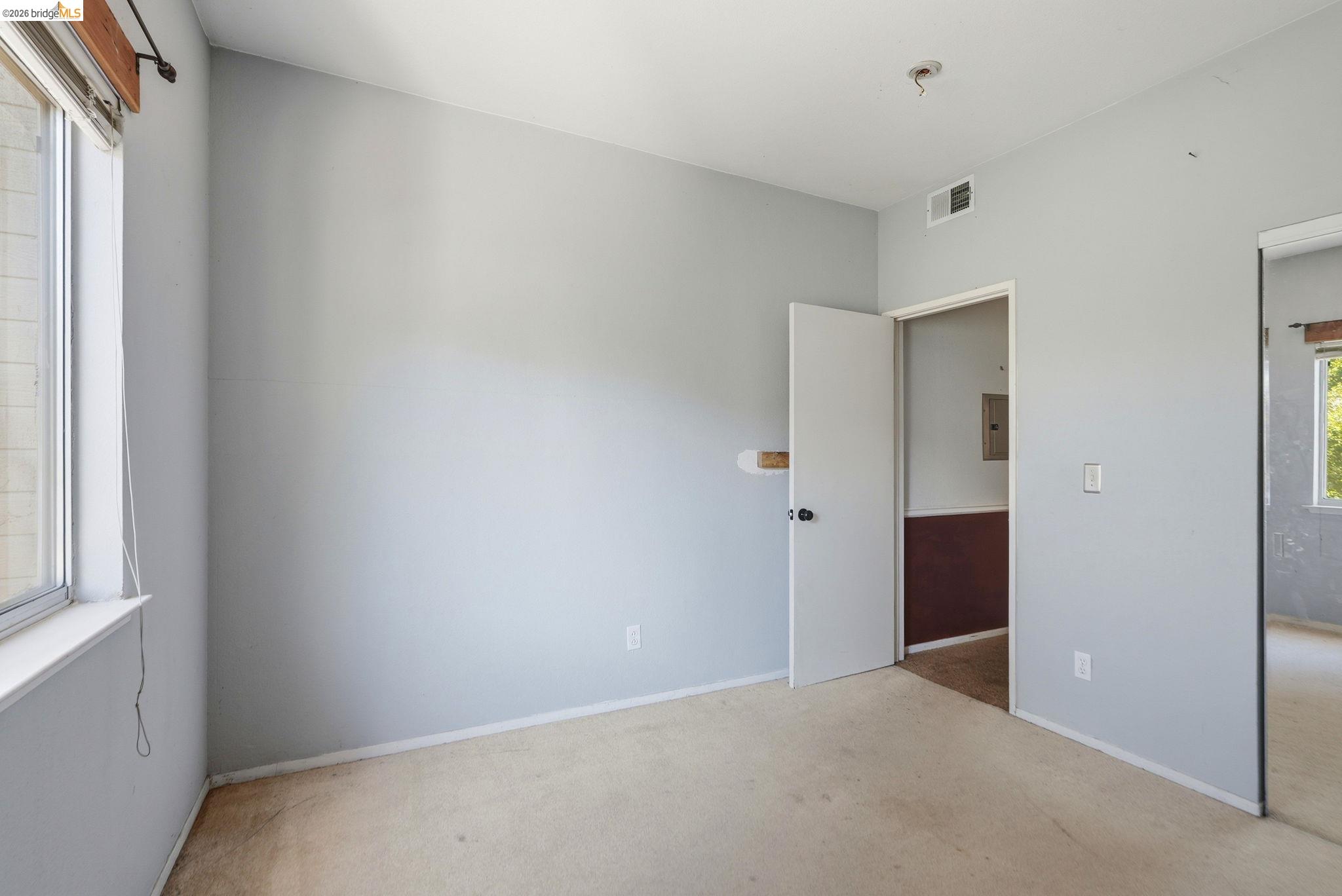 243 Florence Ct