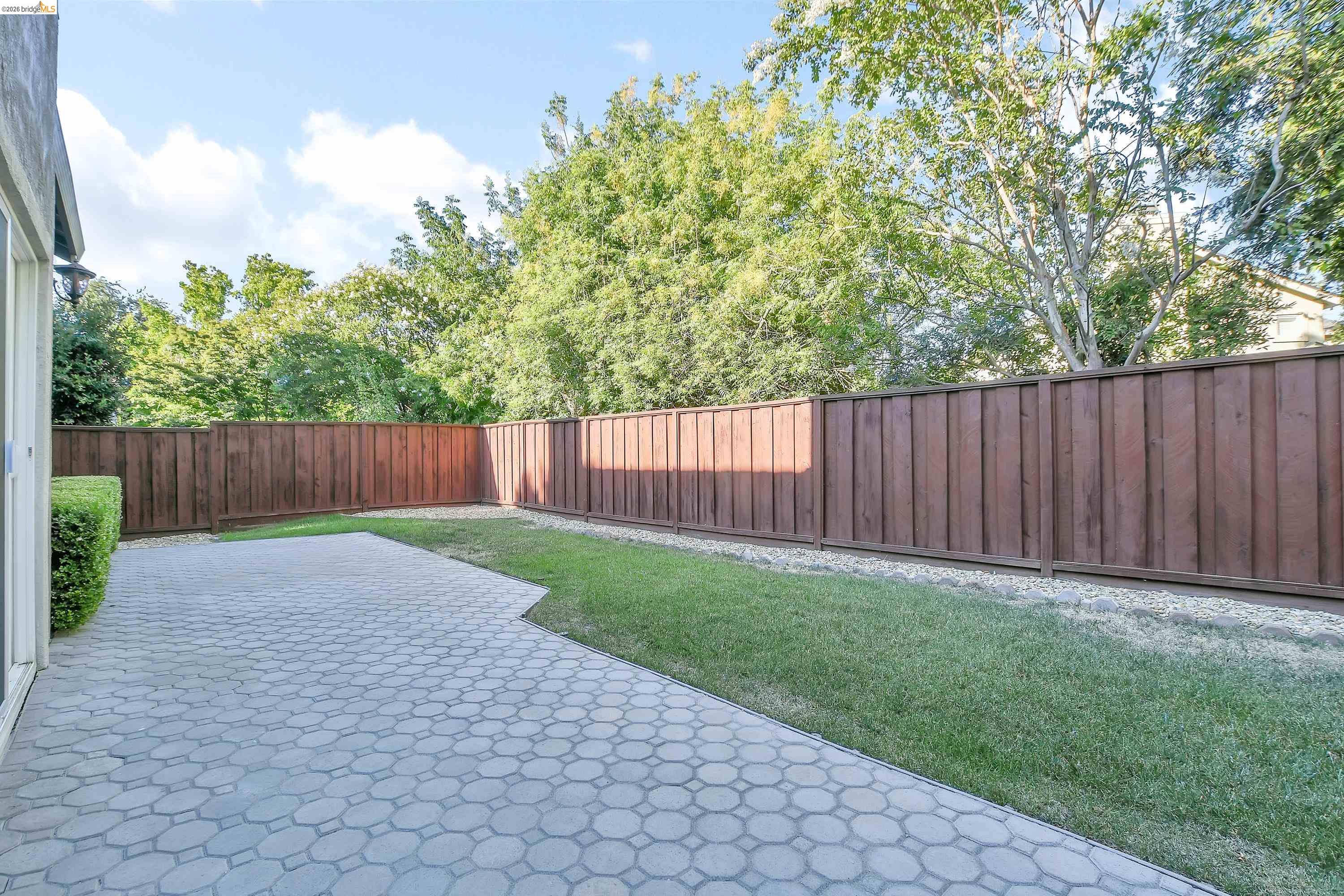 1870 Highland Way