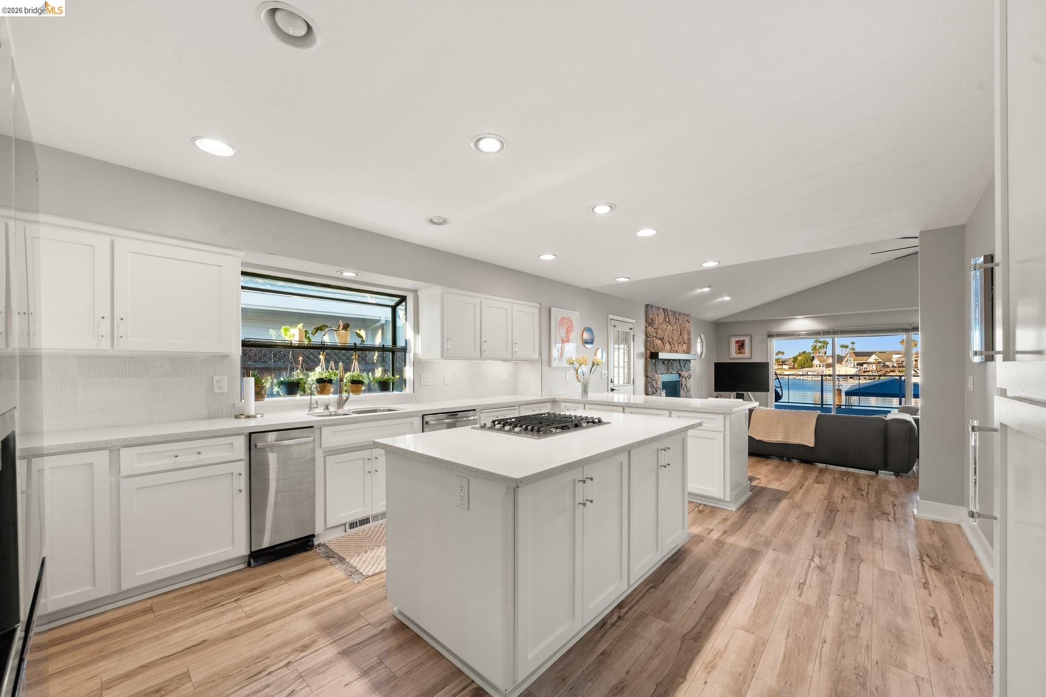 2293 Reef Ct