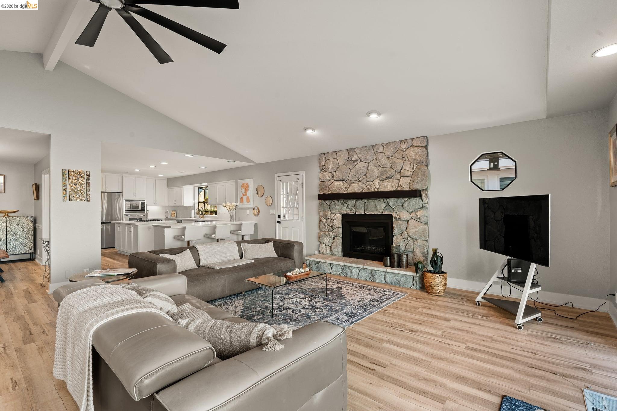 2293 Reef Ct