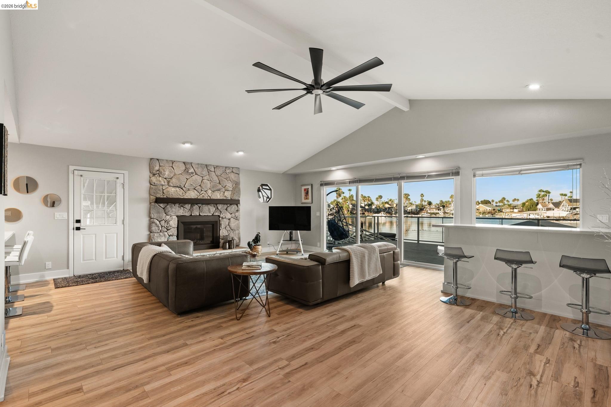 2293 Reef Ct