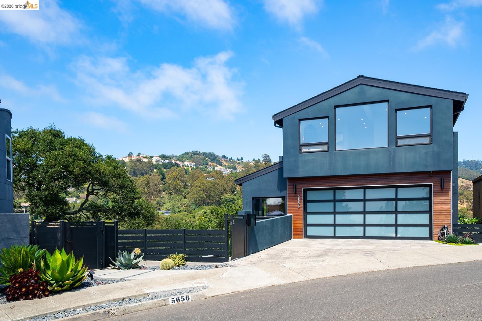 5656 Buena Vista Avenue