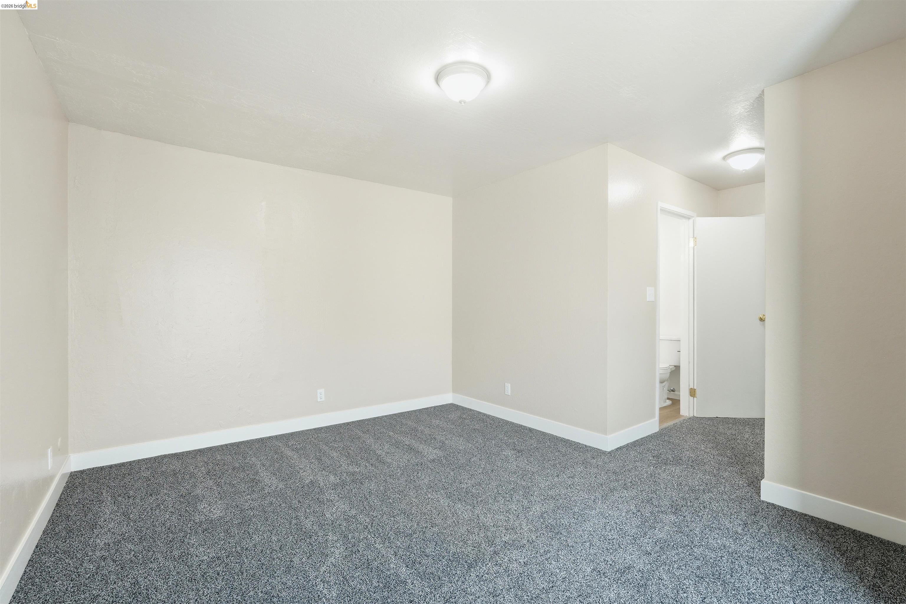 1072 View Dr