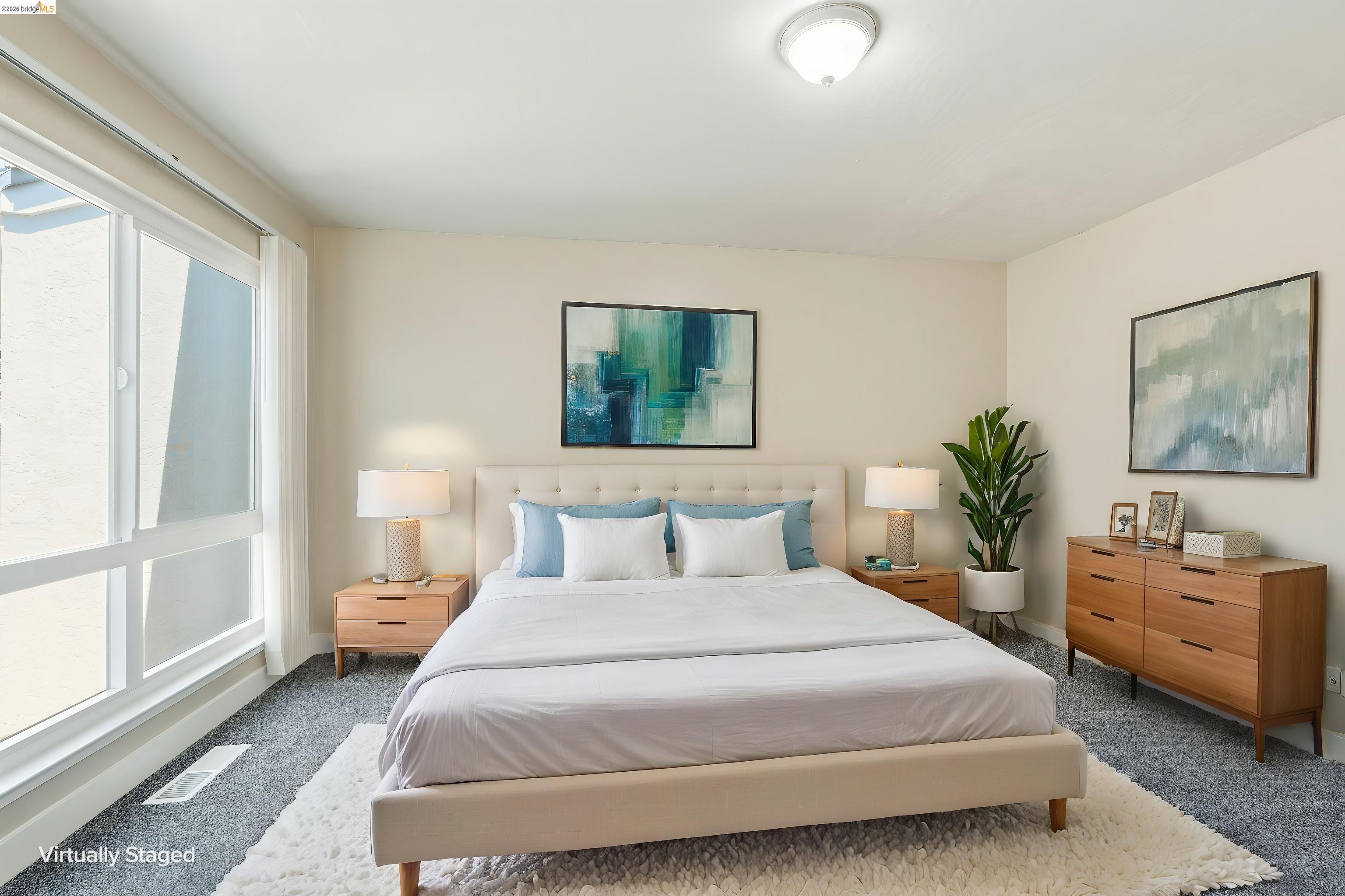 1072 View Dr