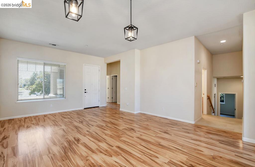 2691 Presidio Dr