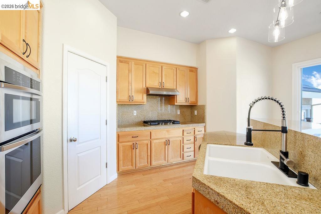 2691 Presidio Dr