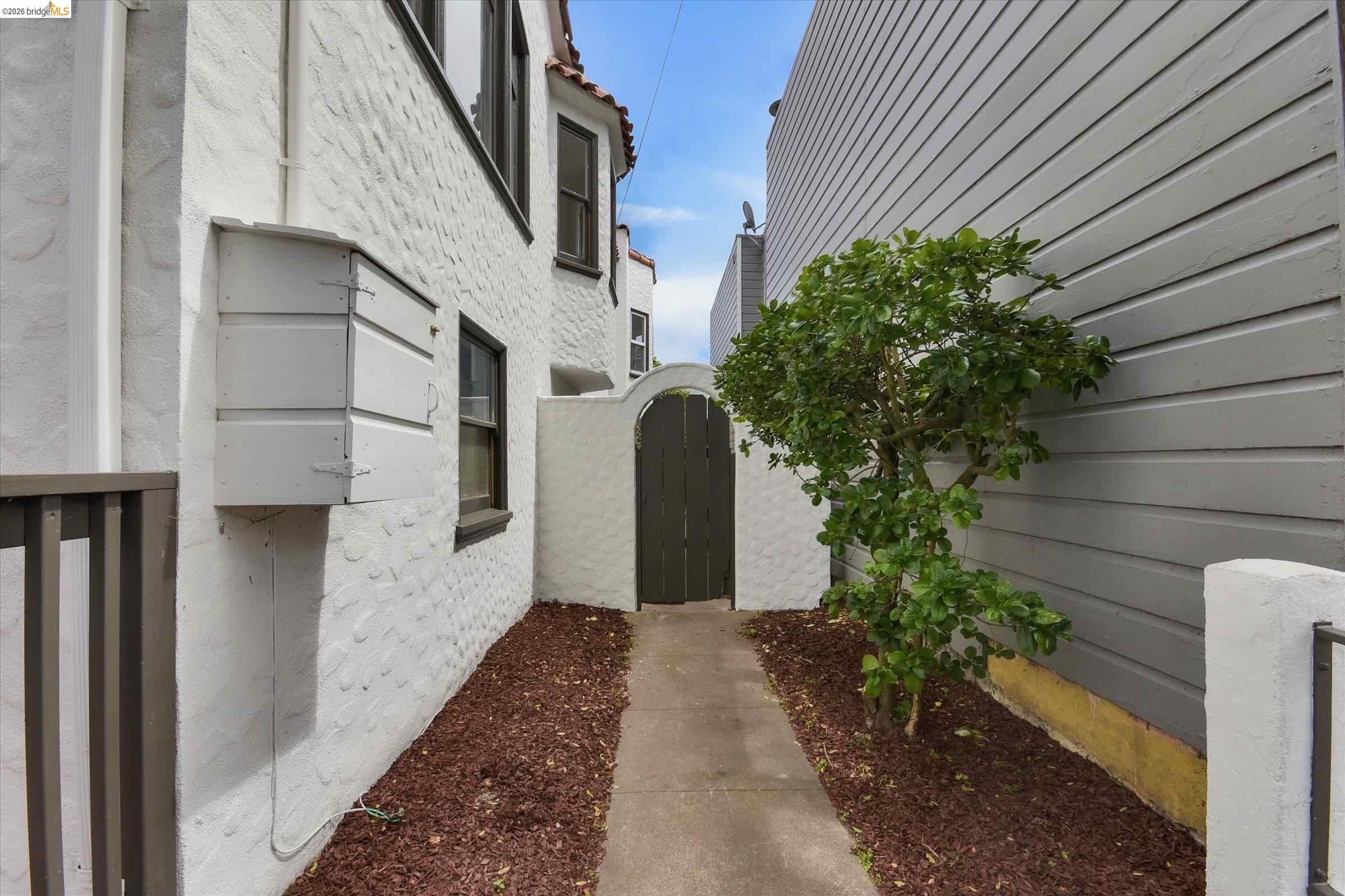173 Templeton Ave