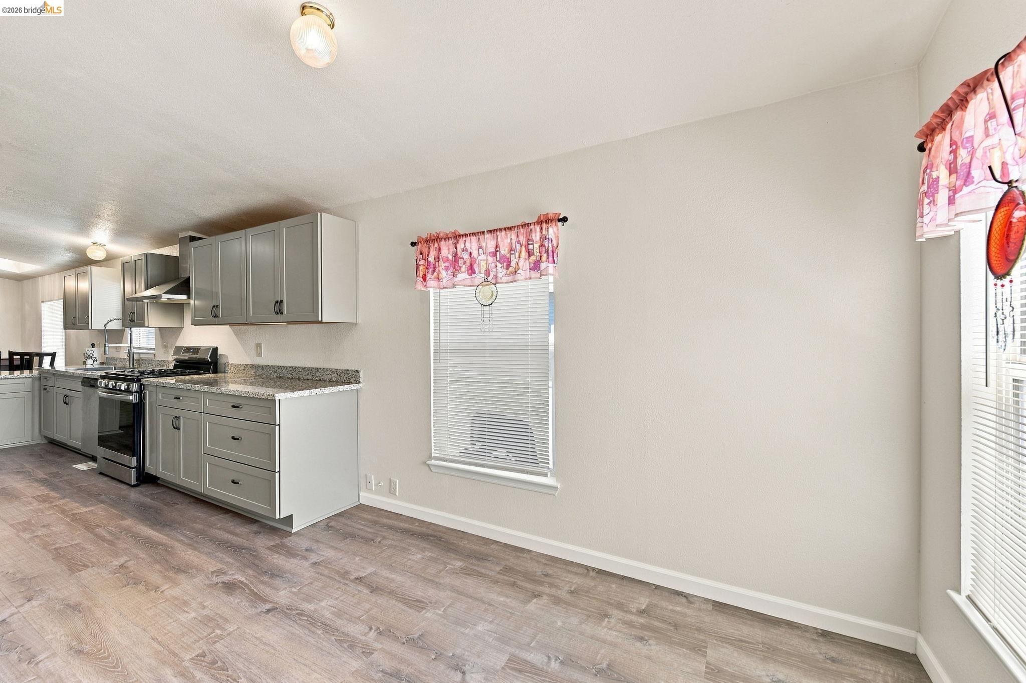 5685 Cody Dr