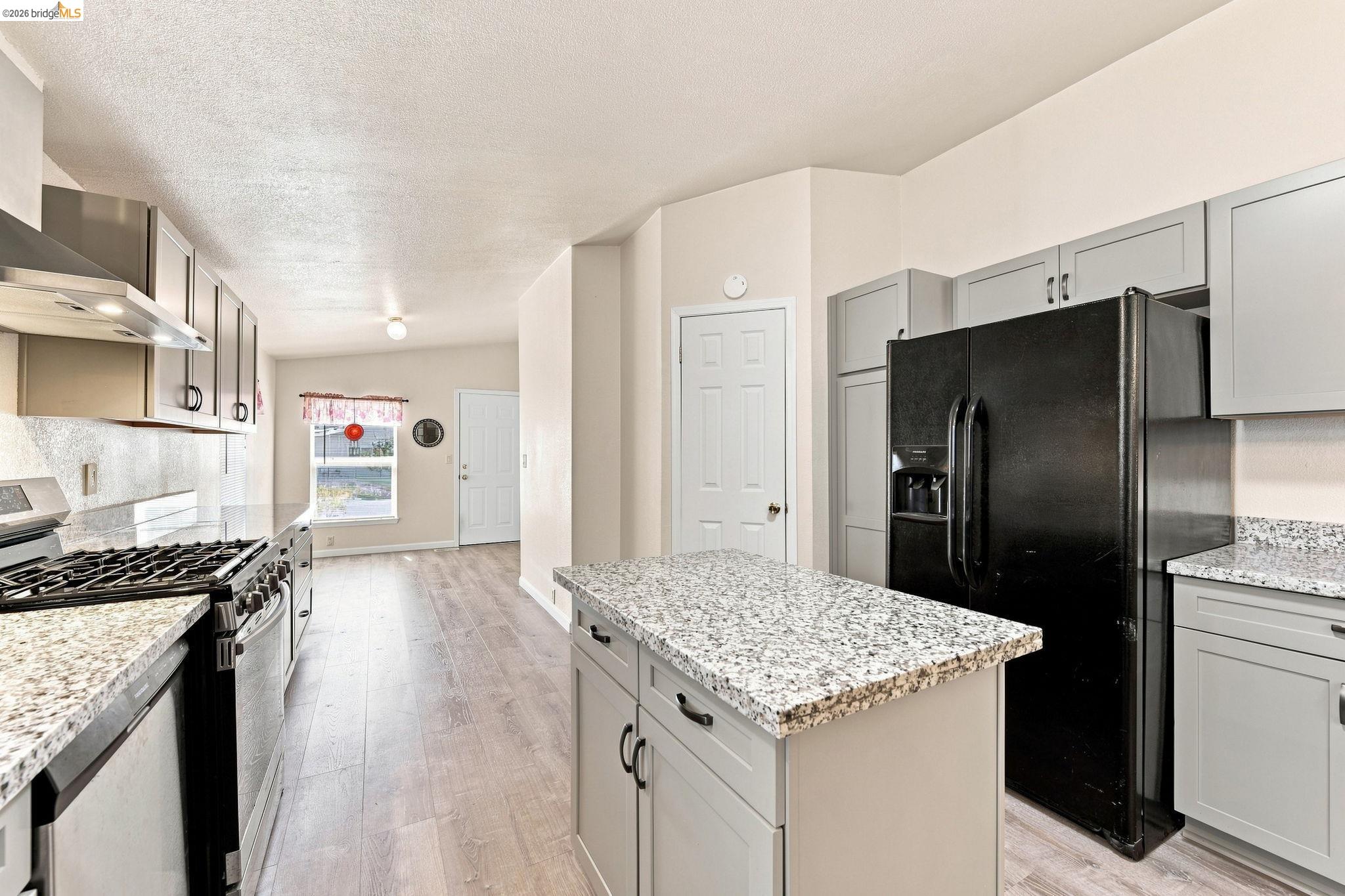 5685 Cody Dr