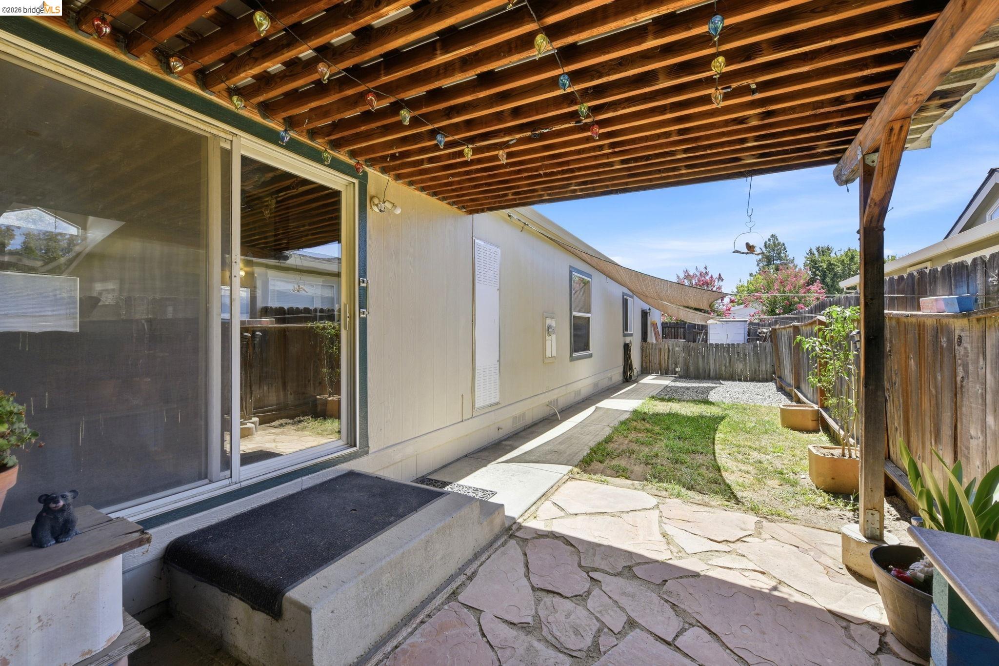 5685 Cody Dr