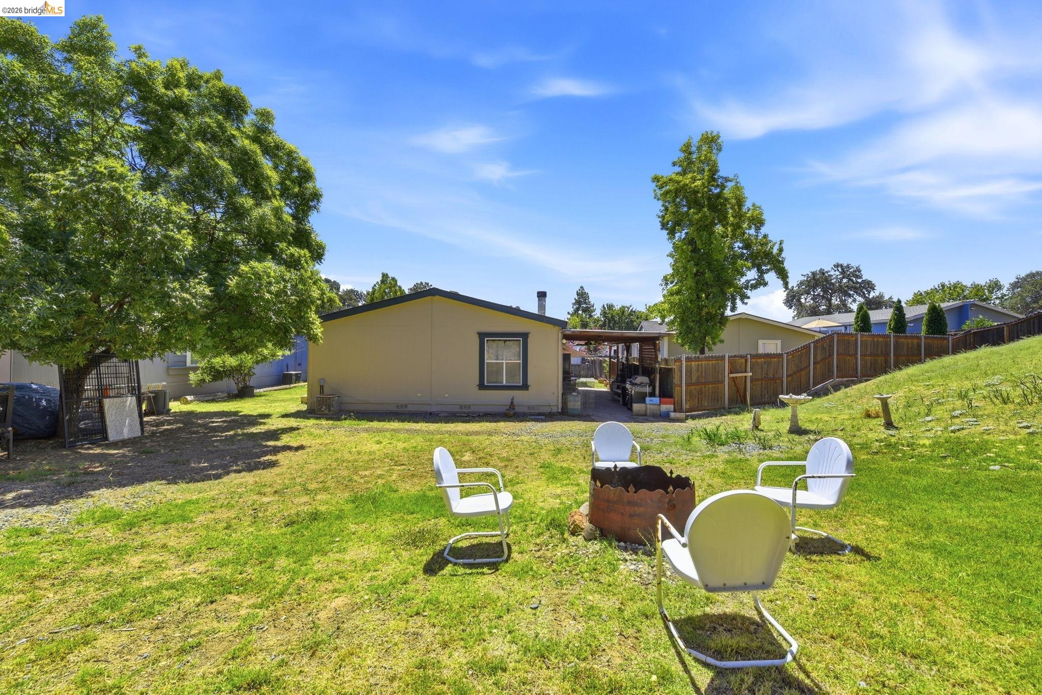 5685 Cody Dr