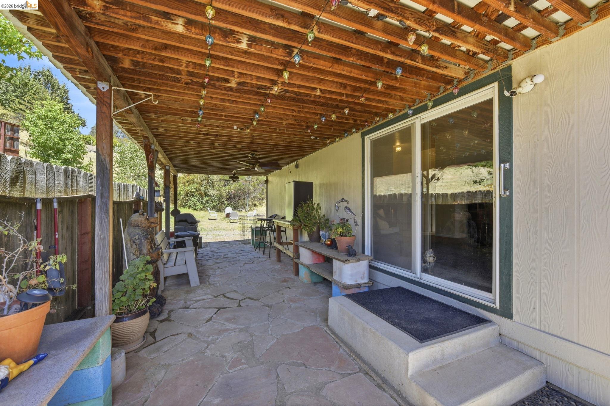 5685 Cody Dr