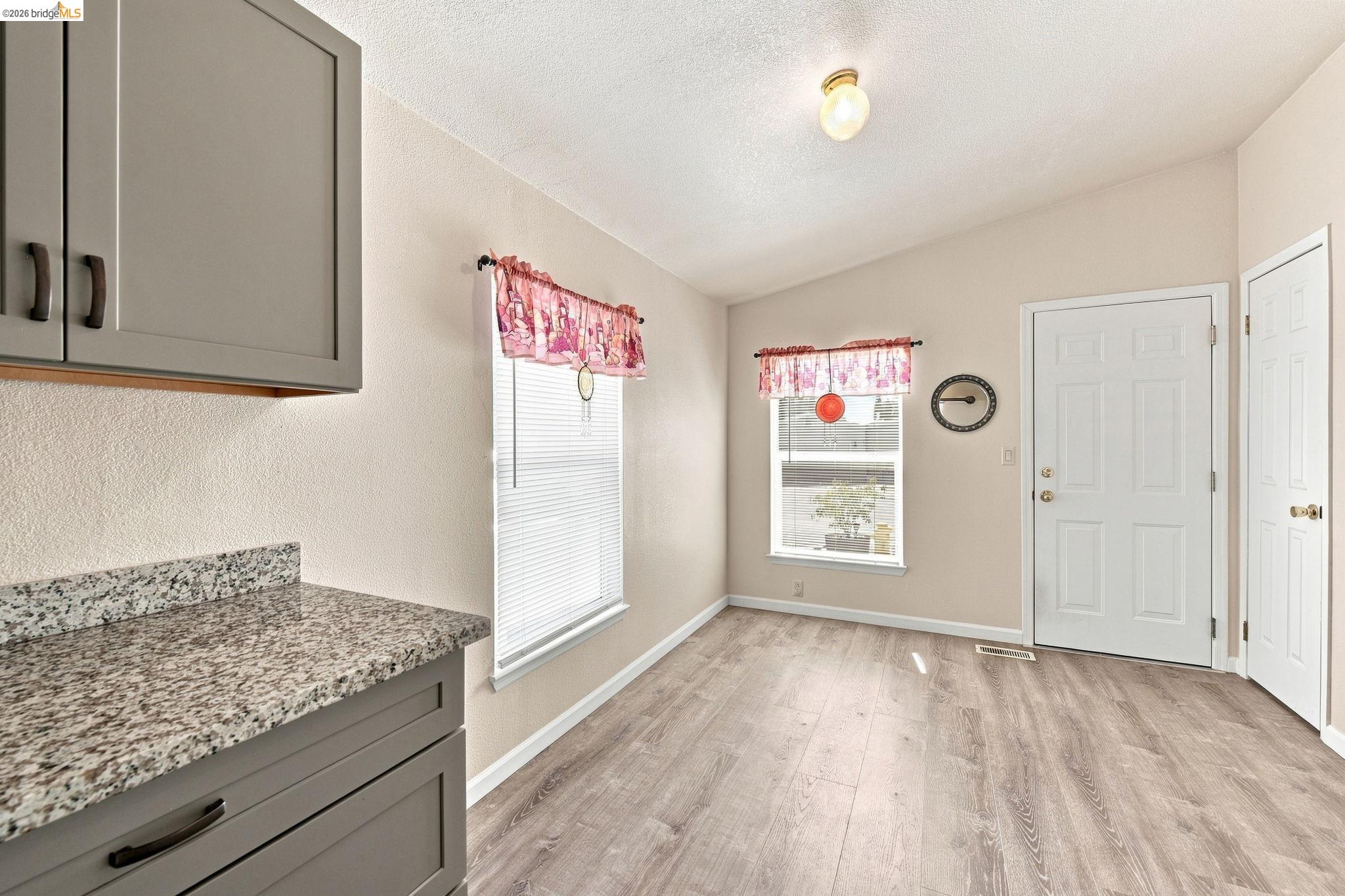 5685 Cody Dr