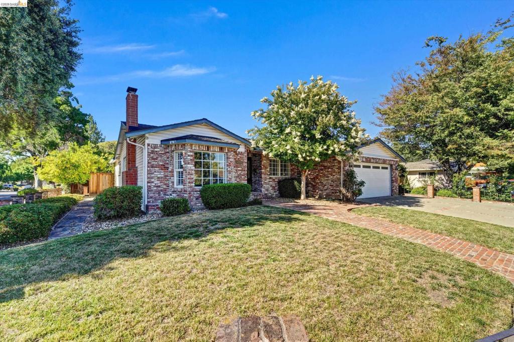 4793 Woodthrush Ct
