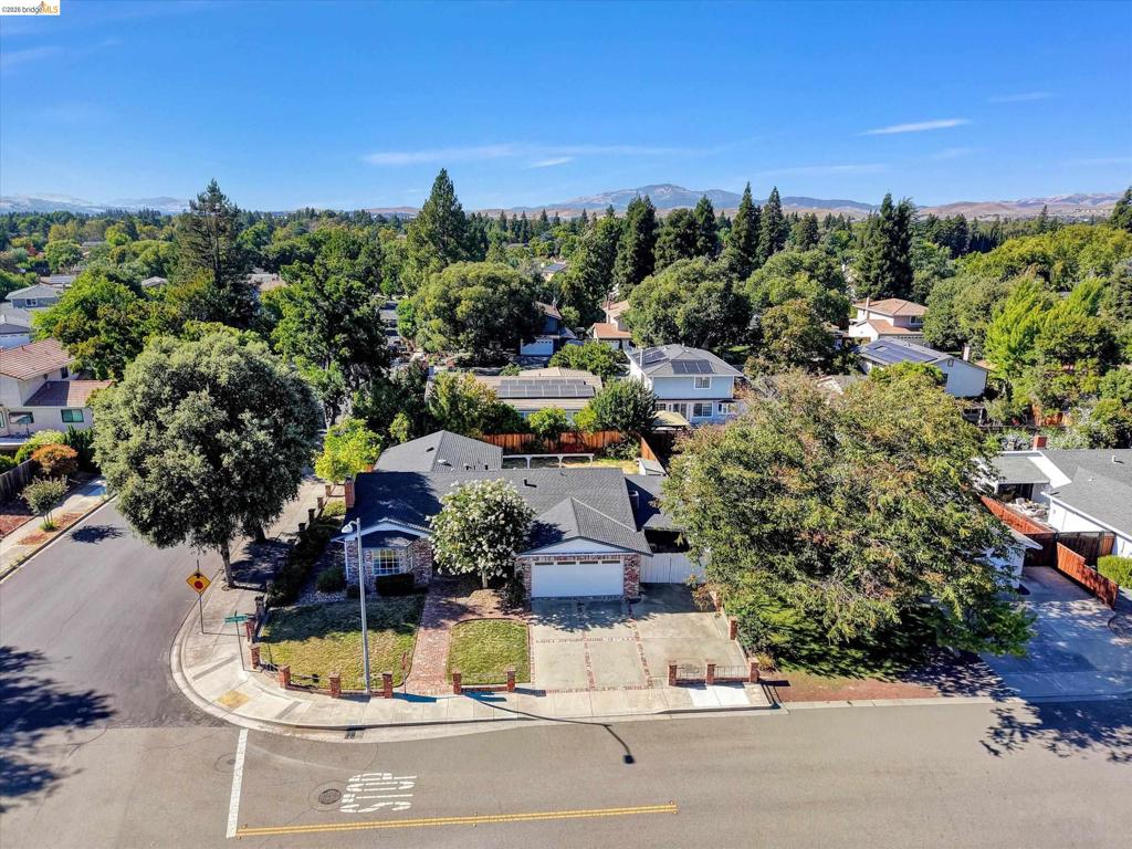 4793 Woodthrush Ct