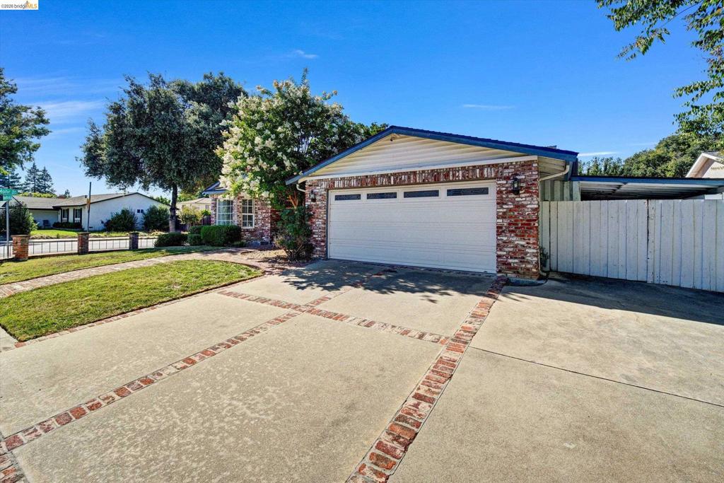 4793 Woodthrush Ct