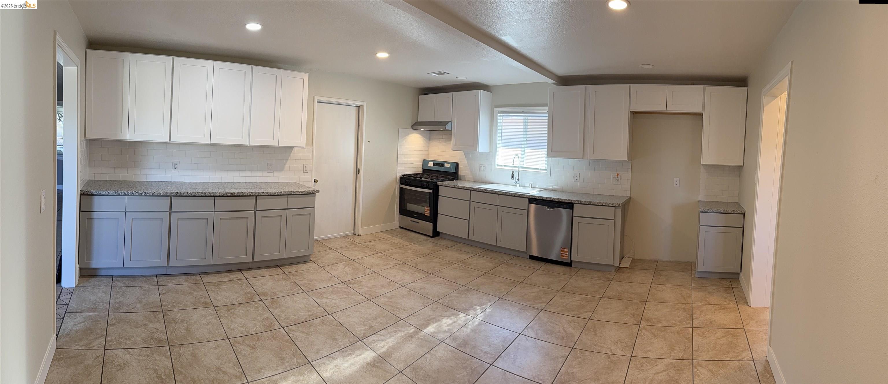 211 Bart Ave