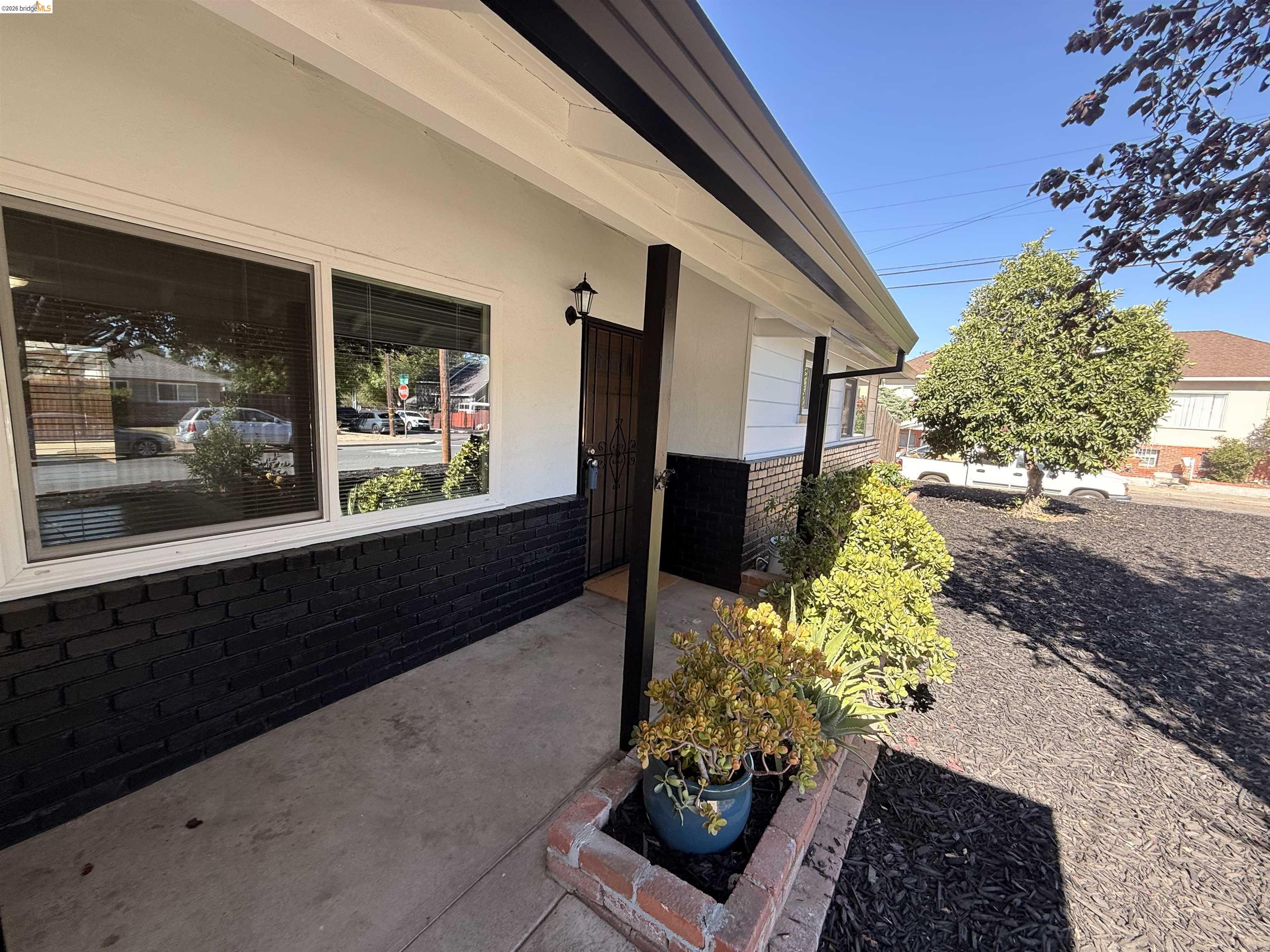 211 Bart Ave
