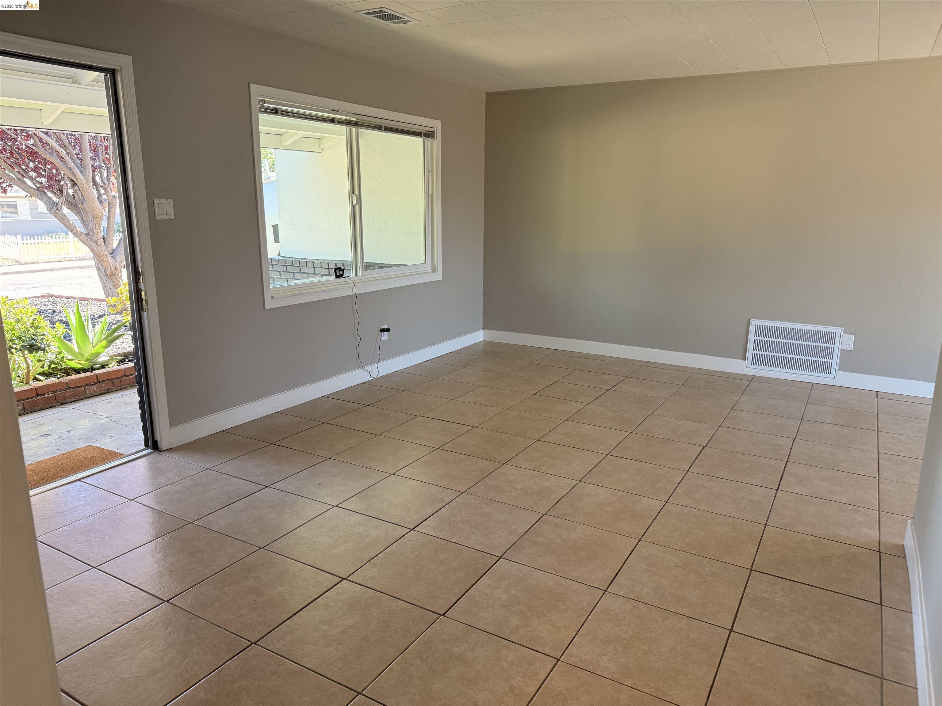 211 Bart Ave