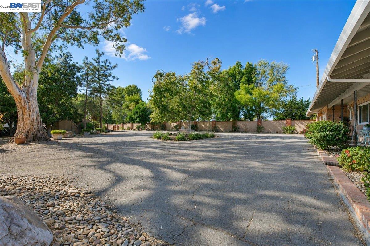 3360 Doyle Rd