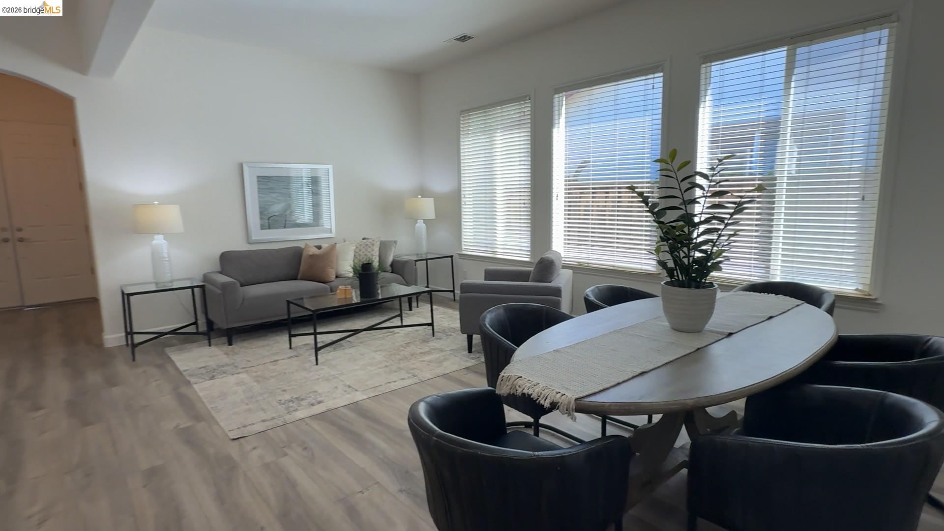 5556 Arcadia Cir