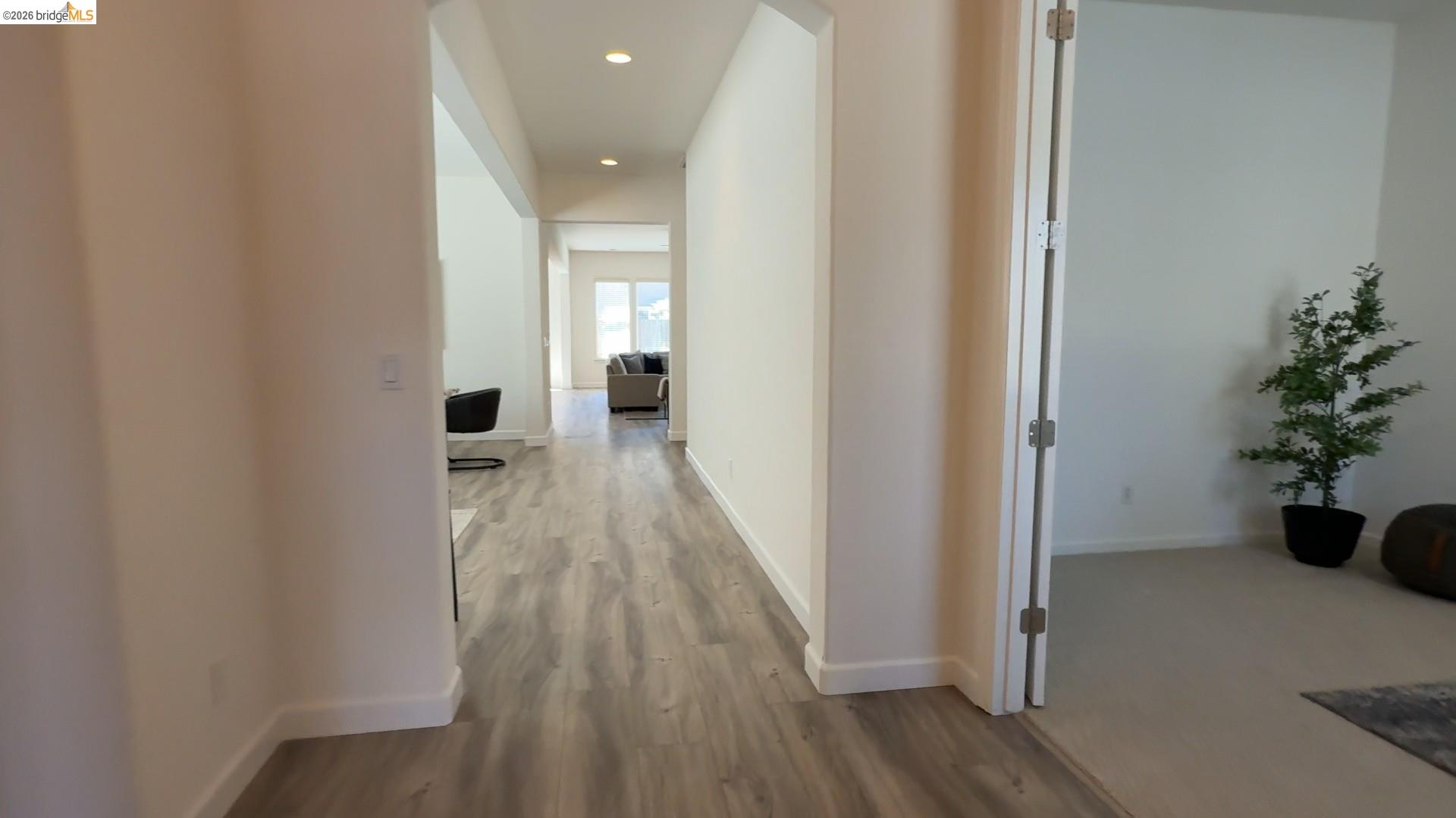 5556 Arcadia Cir