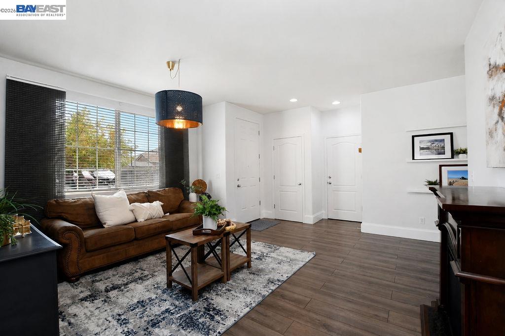 1312 Tuolumne Way