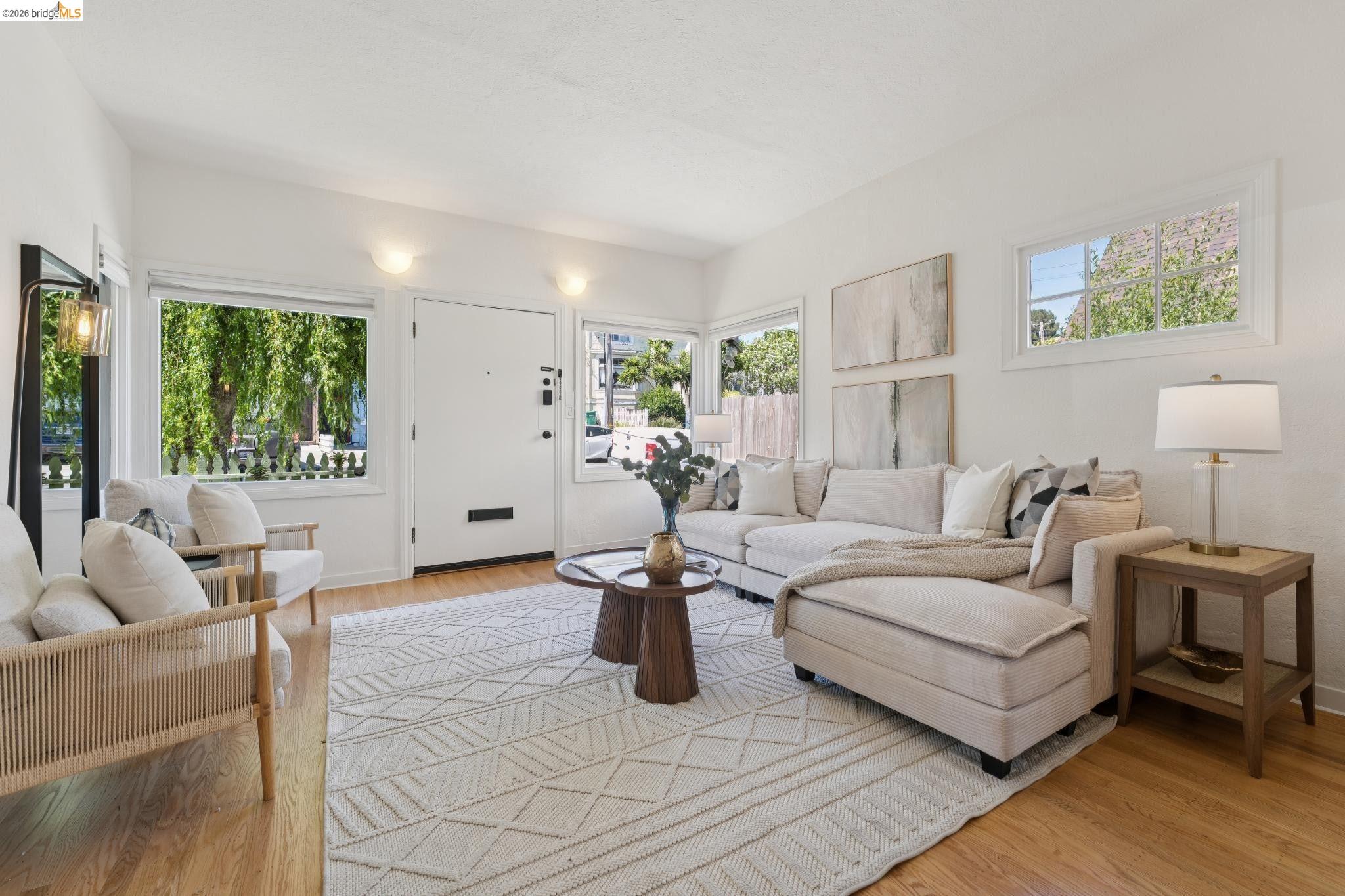 364 Lester Ave