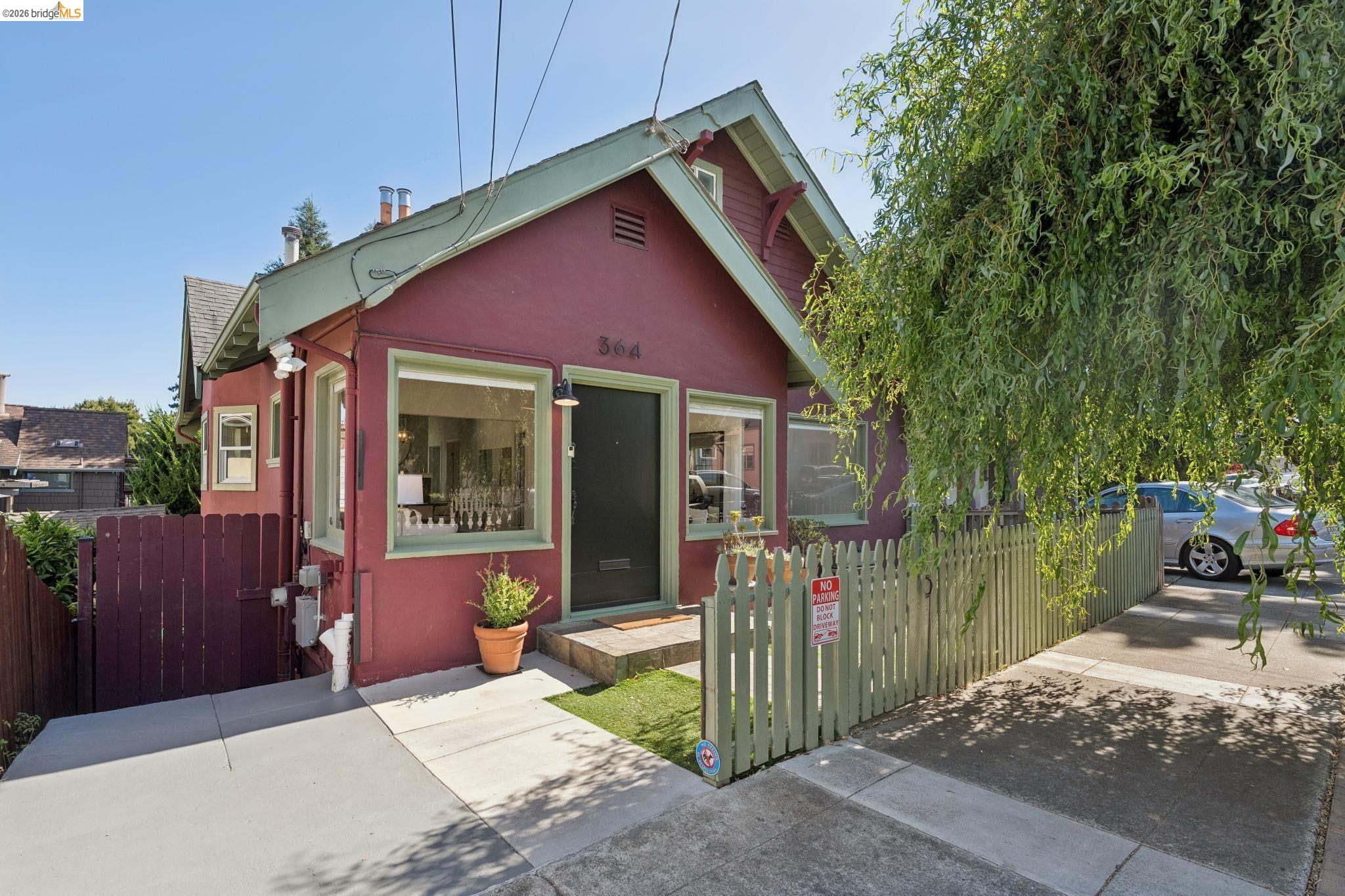 364 Lester Ave