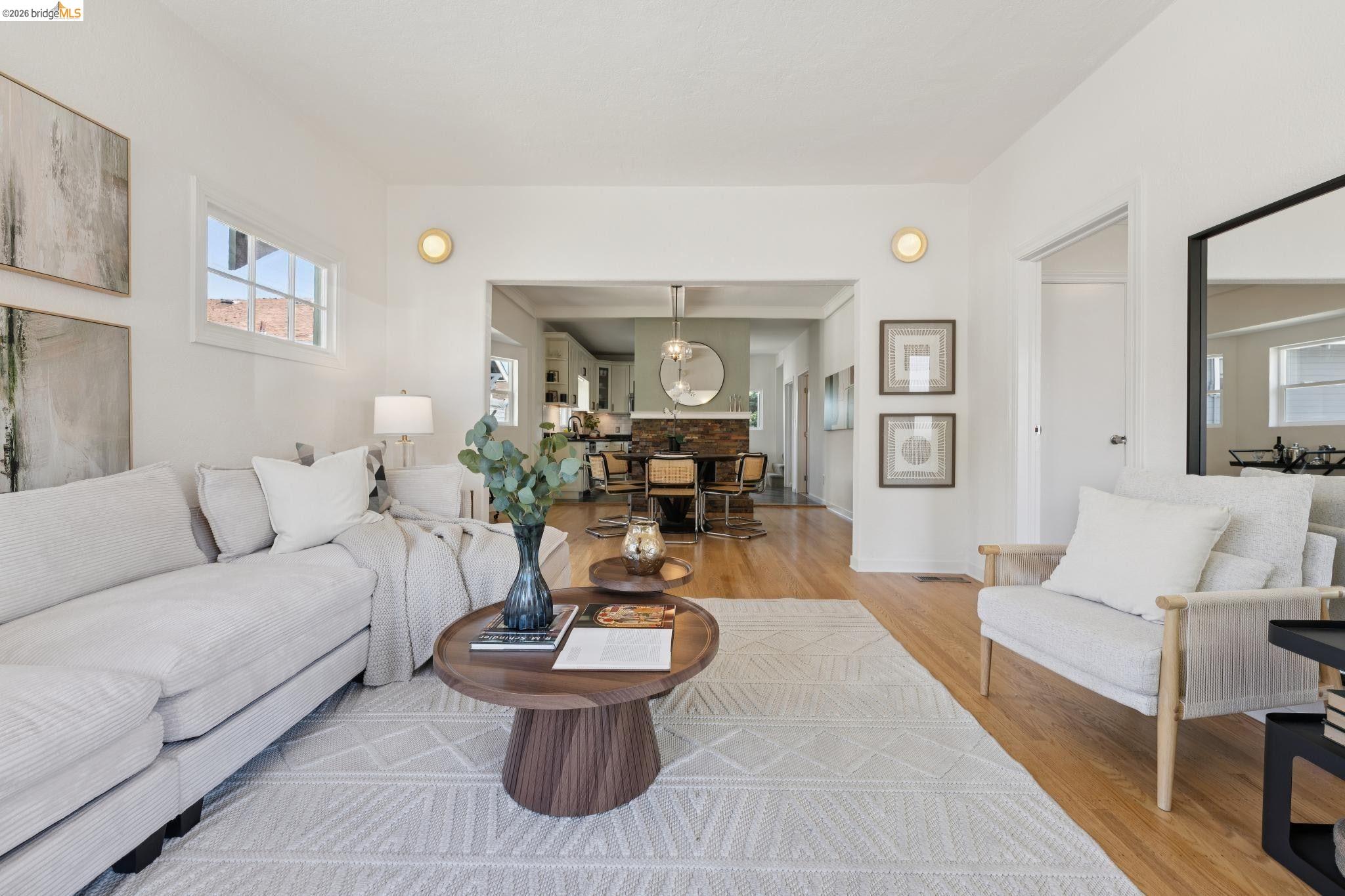 364 Lester Ave