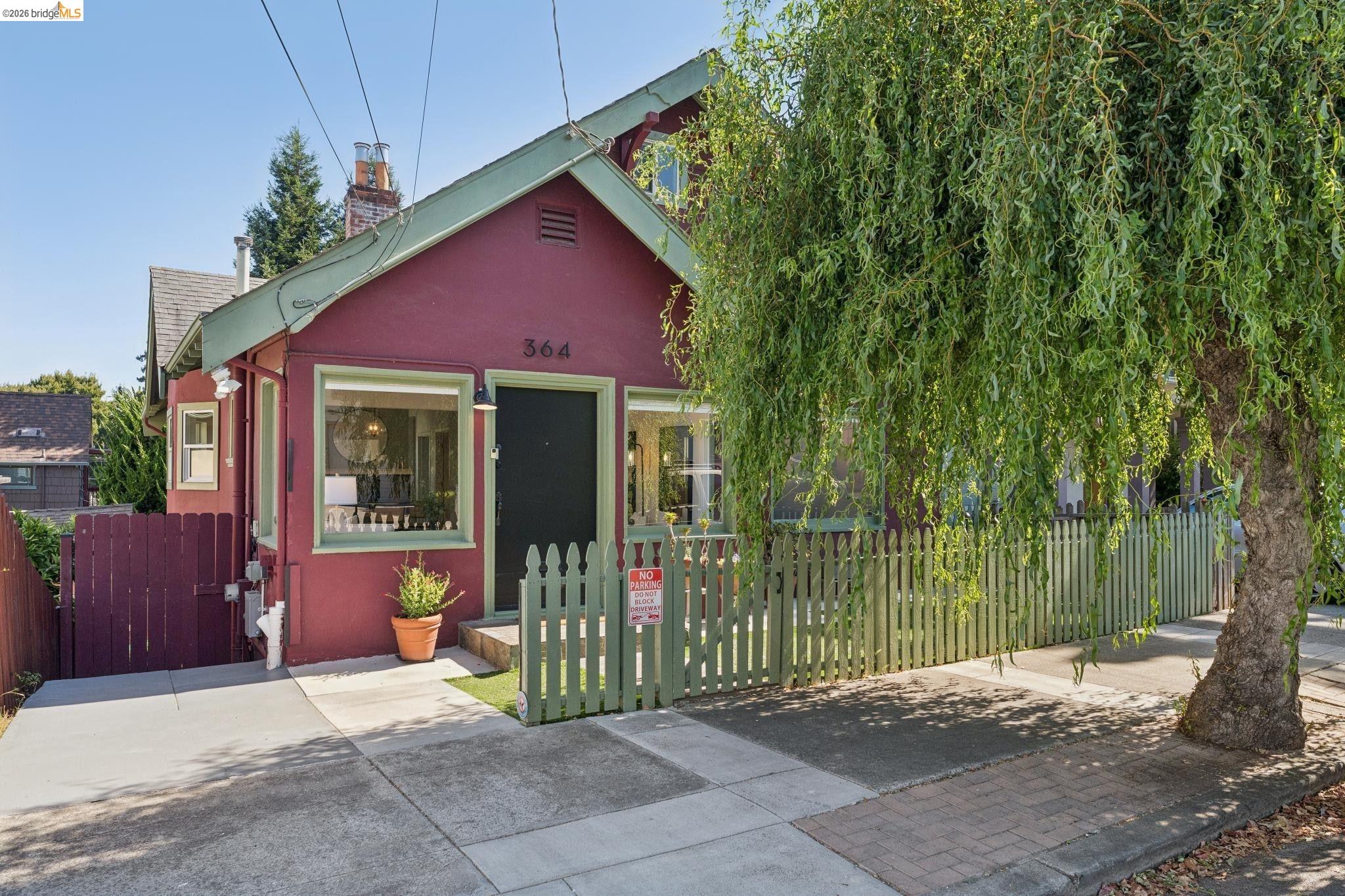 364 Lester Ave
