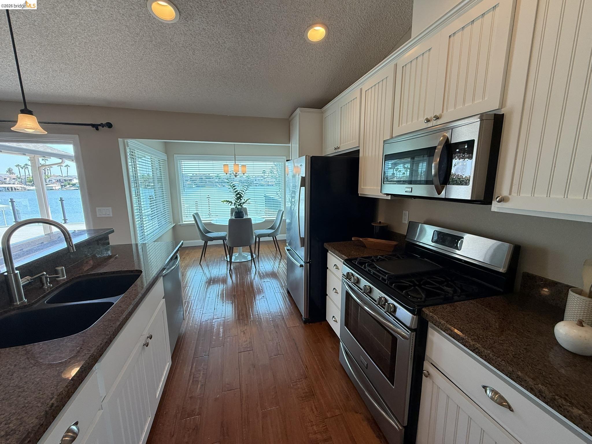 381 Discovery Bay Blvd
