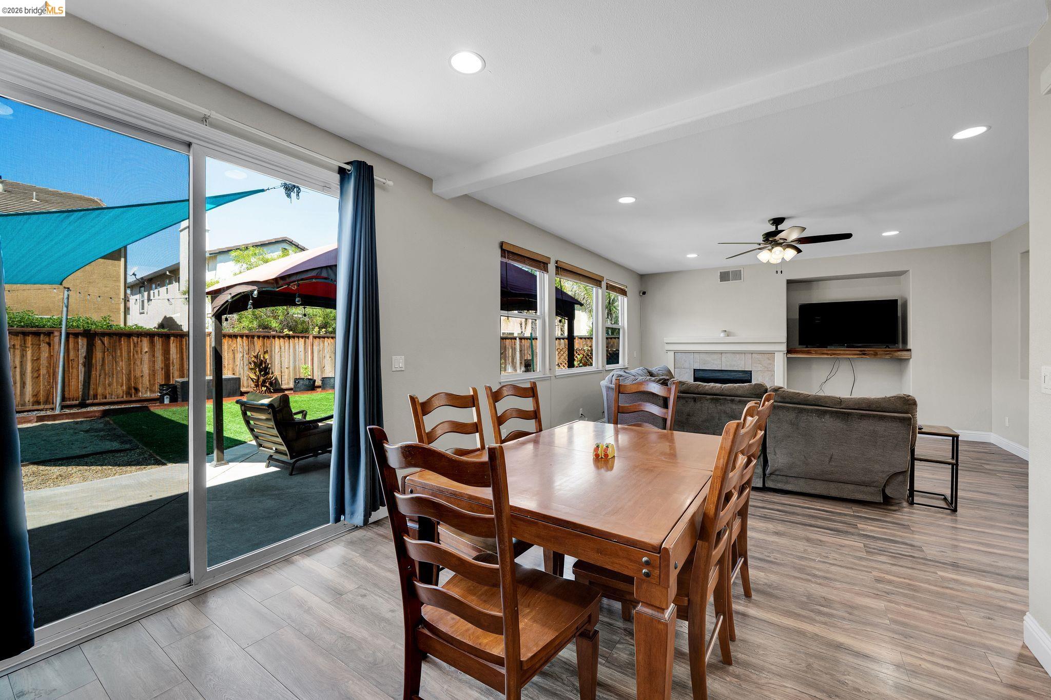 2340 Cambridge Dr
