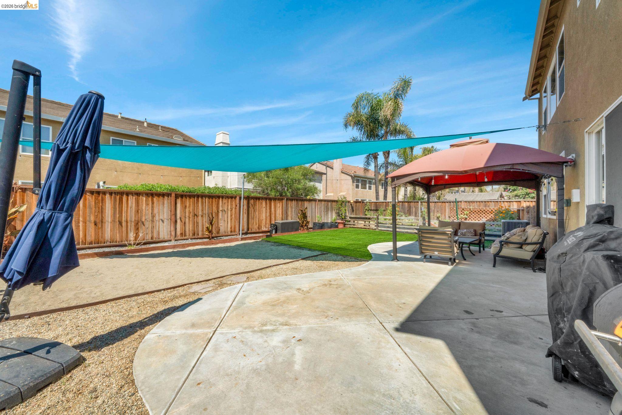 2340 Cambridge Dr