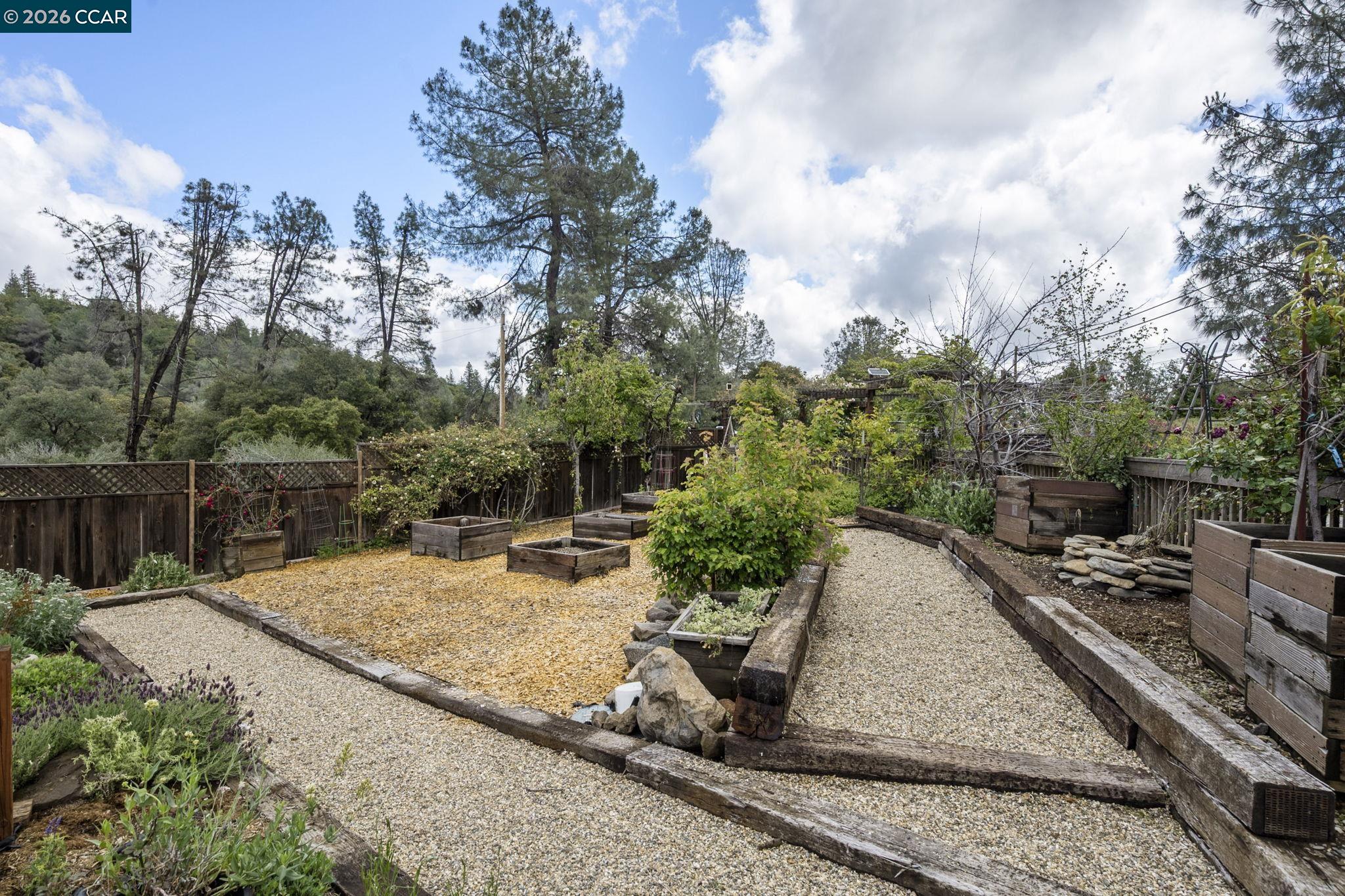 5184 Darby Russell Rd
