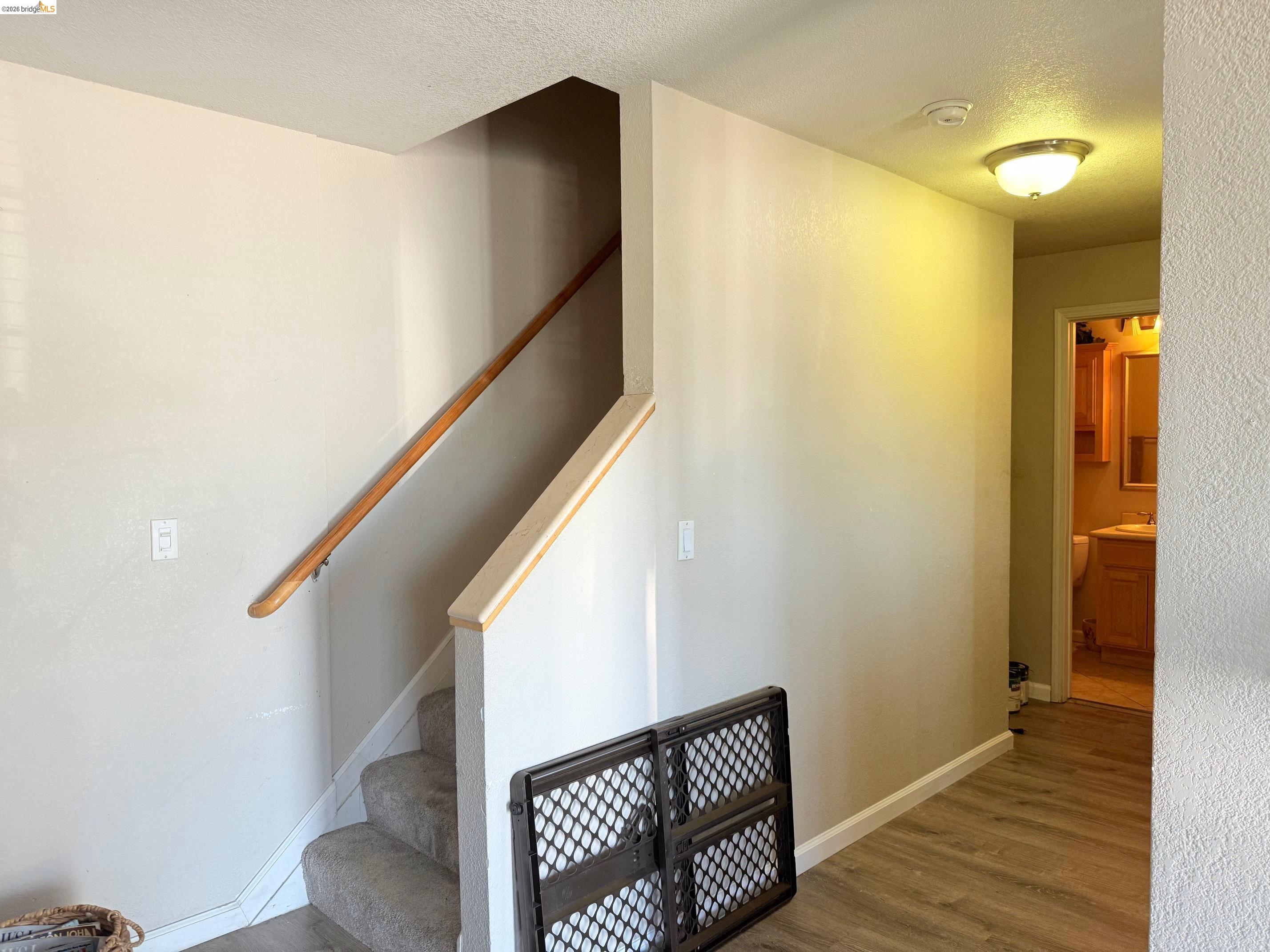 650 Fargo Ave # 1