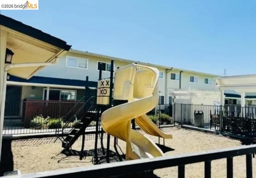 650 Fargo Ave # 1