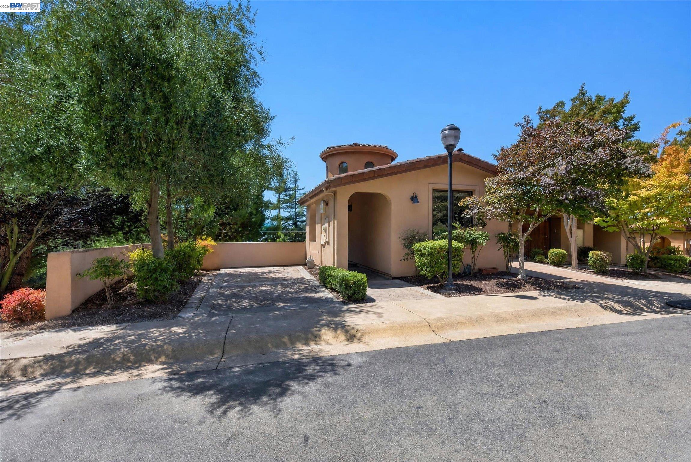 84 Siena Dr