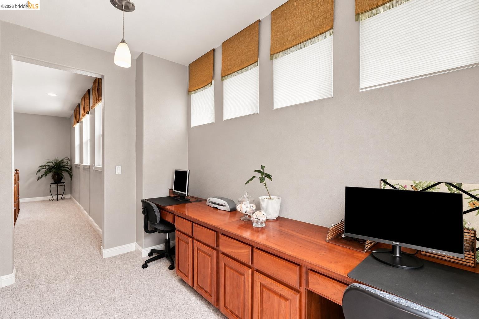 325 San Marino Ln